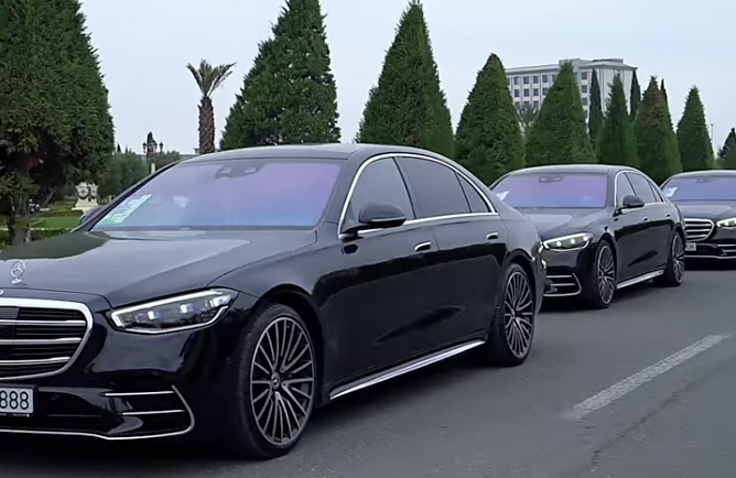 VIP avtomobil icarəsi – AFN Transport ilə prestijli səyahətin dadını çıxarın!