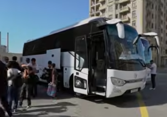 Böyük qruplar üçün güclü və etibarlı nəqliyyat həlli — AFN Transport avtobusları 